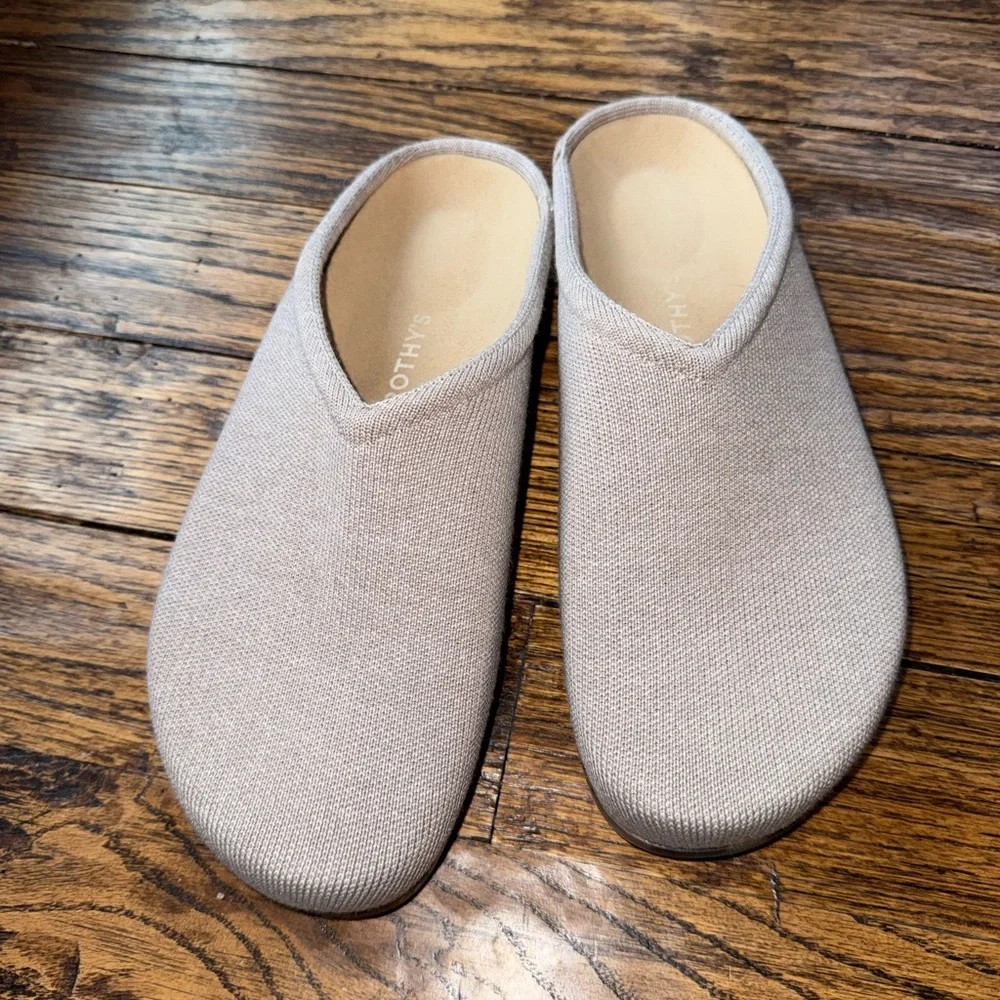 Like NEW! Rothy’s Clogs - Picture 2 of 6